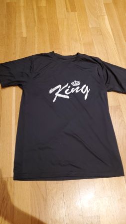 T-Shirt schwarz Grösse M mit Aufdruck King
