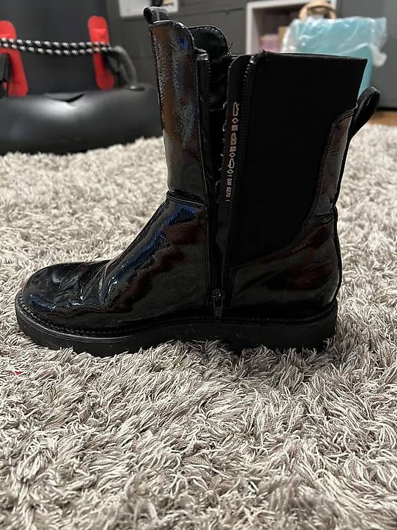 Chaussures femmes: Stiefel – D'occasion à Wallisellen par Aszabo 1