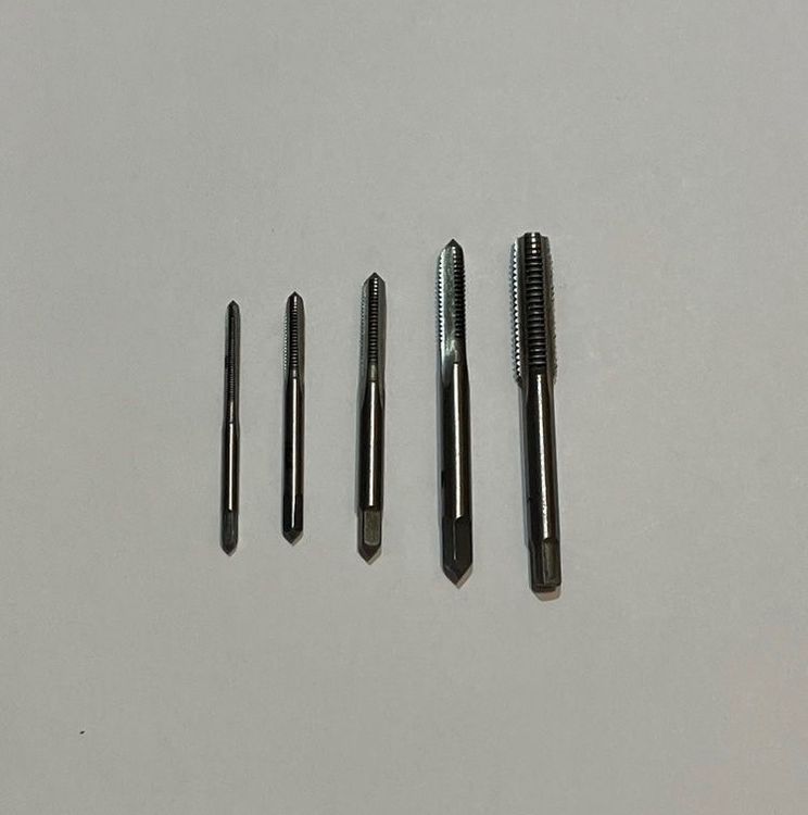 Tous les outils: Gewinde Bohrer M3-M8 5stück – Neuf avec emballage d'origine à Widnau par Puch-Garage