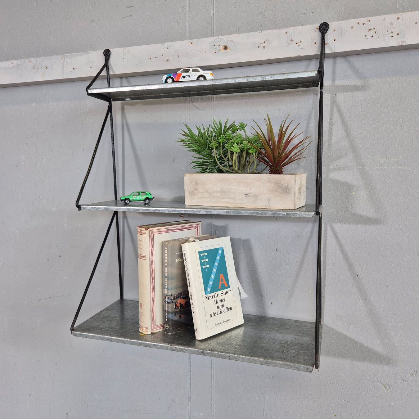 String Scaffali: 70s Industriedesign Stringregal String Regal Shelf Wandregal – Usato da Nottwil venduto da Wondewa-Shop 9