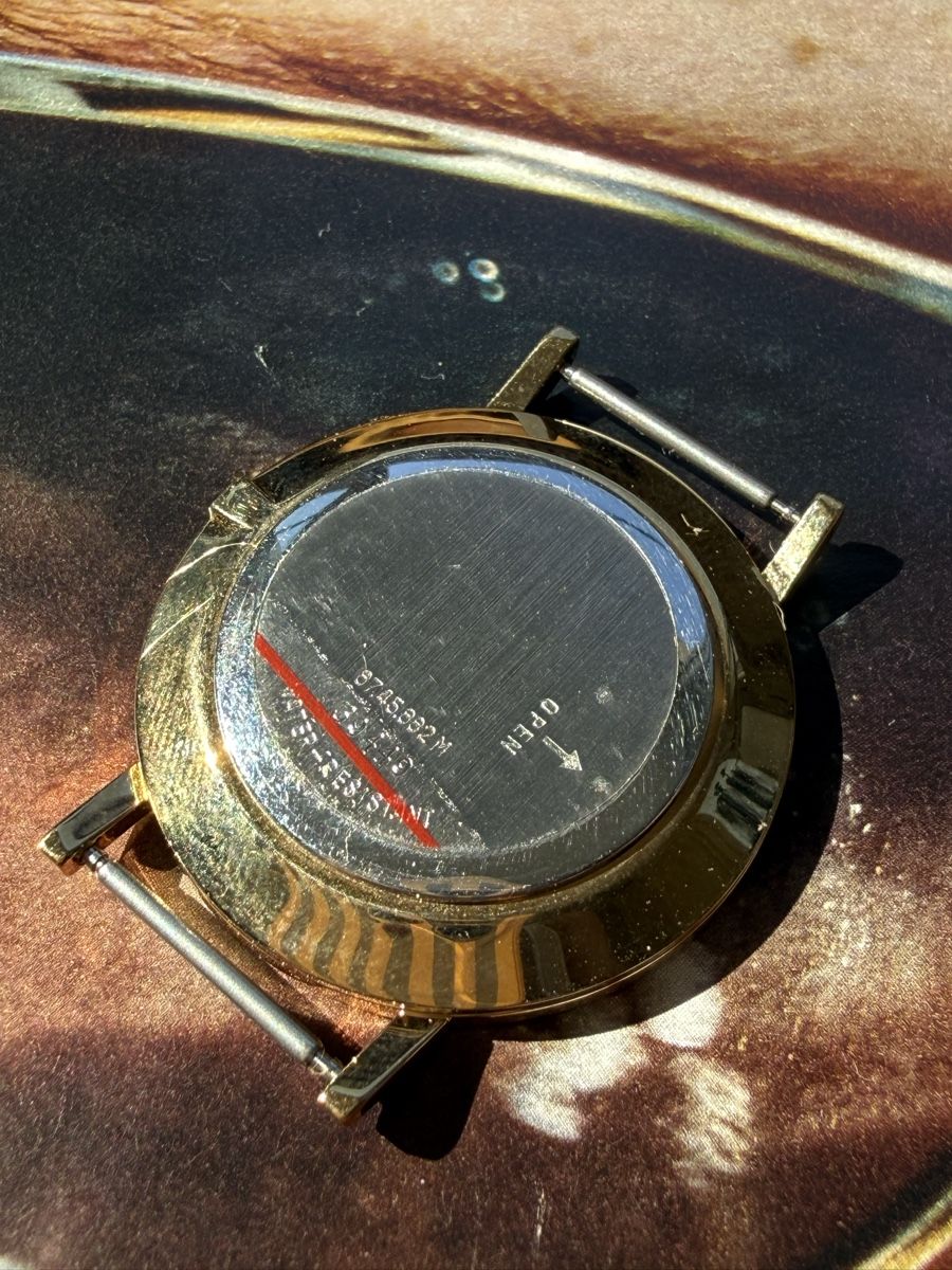 Movado Orologi: Vintage, NOS Movado Museum Gehäuse – Nuovo (secondo la descrizione) da Stäfa venduto da Uhrenthusiast 1
