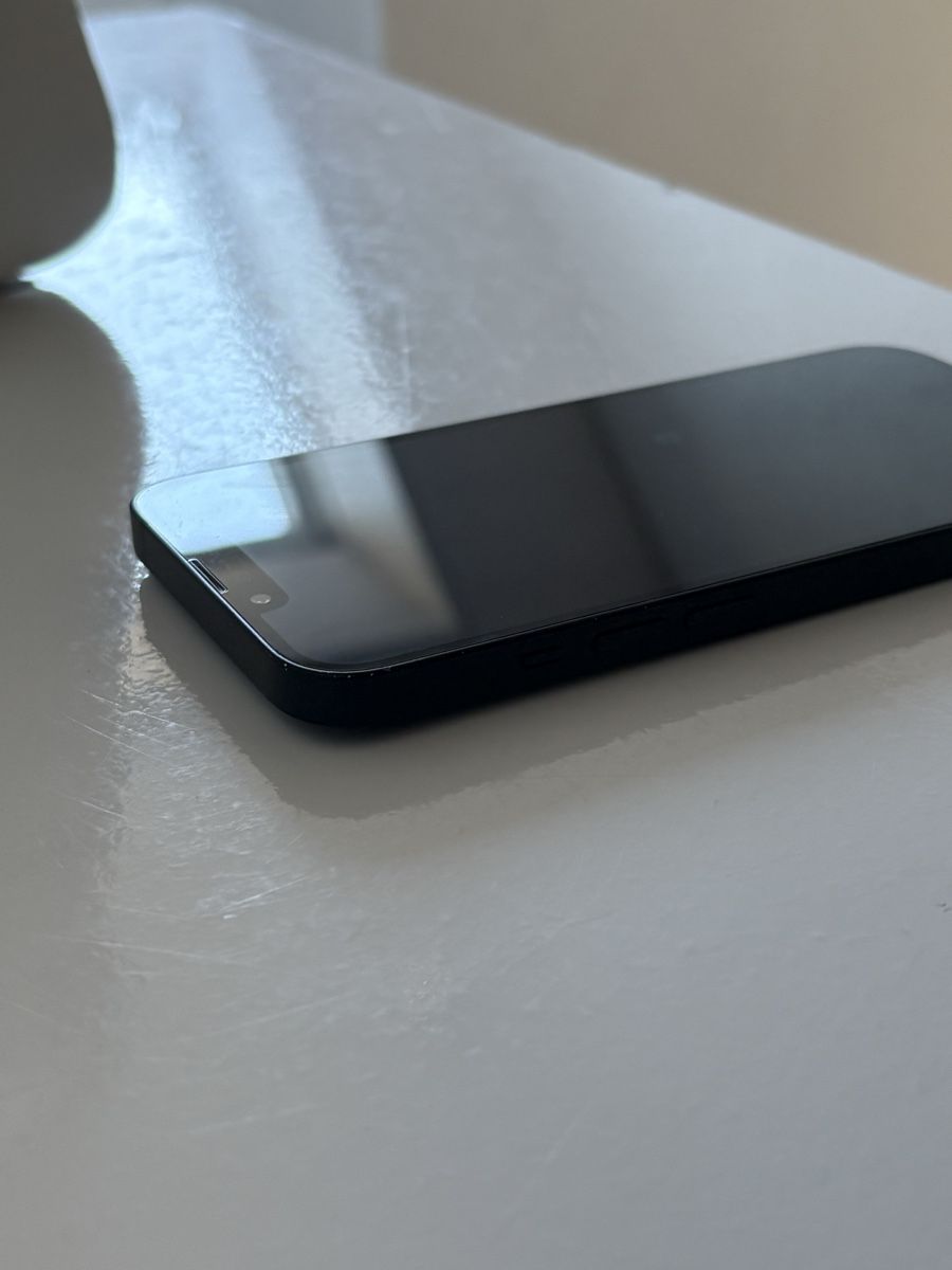 Apple Handys / Smartphones: Apple iPhone 13 128 GB Midnight – Gebraucht aus Itingen von emi_khc2 6