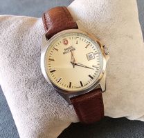 Swiss Military Mineral Glas Elegante Damenuhr 28 mm