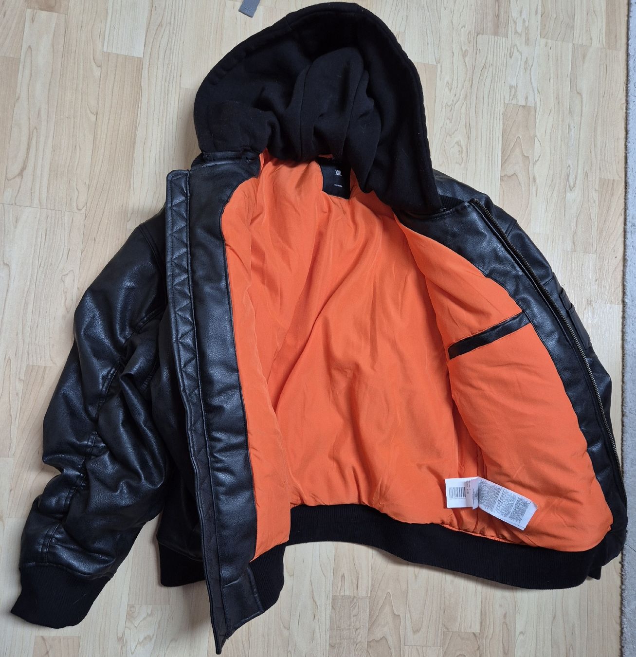 Giacche: Frühlings/Herbstjacke mit Kapuze – Usato da Hedingen venduto da Gyzi 1