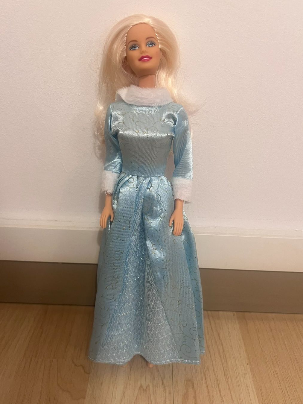 Puppen: Barbie Winterzauber #9 – Gebraucht aus Wildegg von Car-Mania