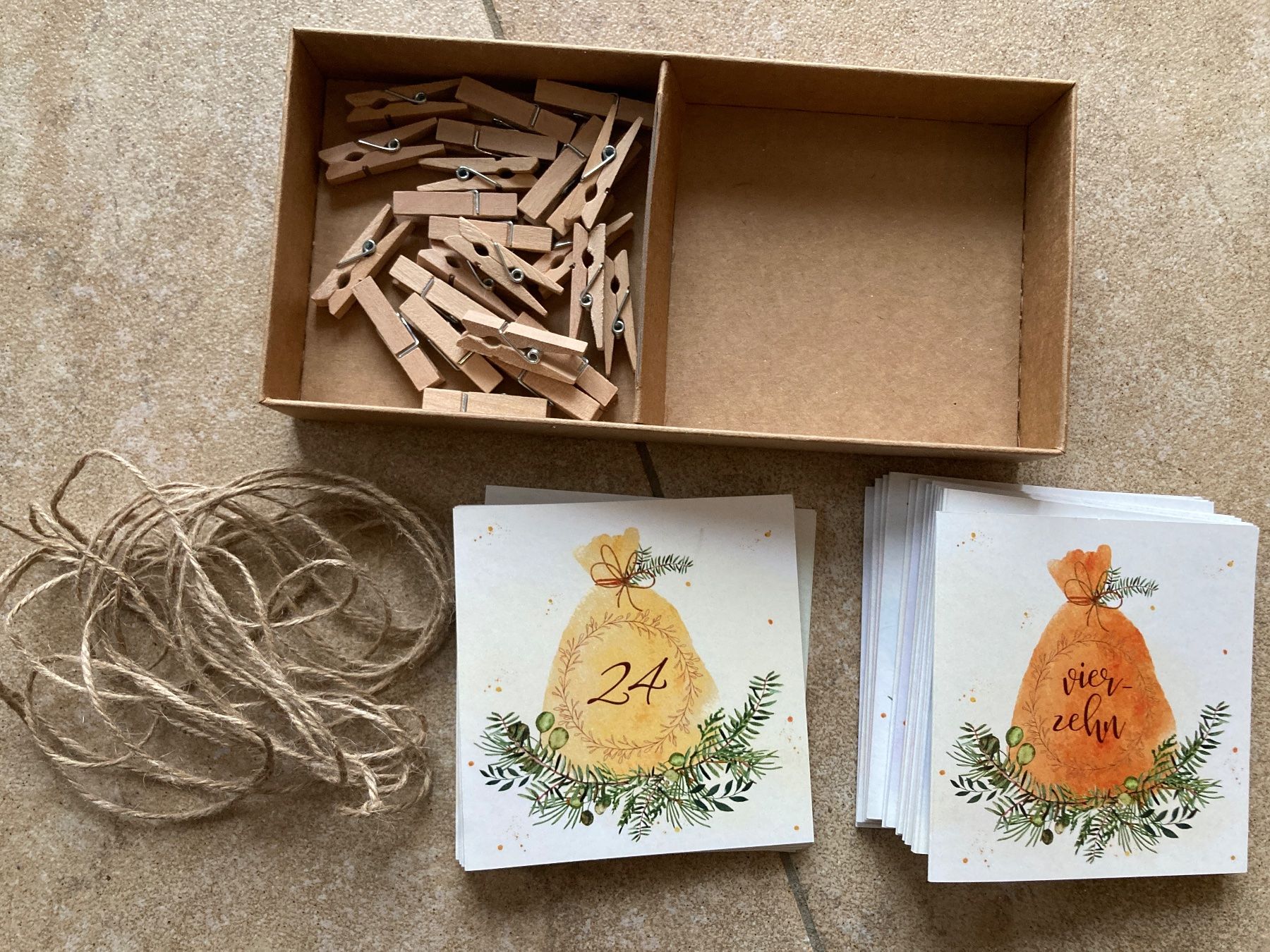 Calendari: christlicher Adventskalender "ZweiPaarigkeit", 3. Version – Usato da Gelterkinden venduto da froggy80