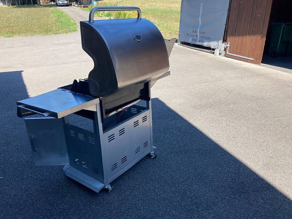 Grils: Gasgrill FIRE KING 3+1 – D'occasion à Eschenbach par kongomen 1