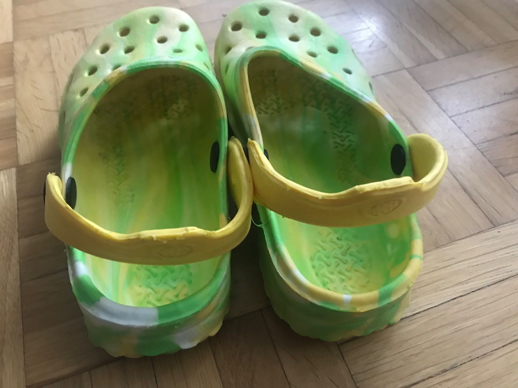 Scarpe per ragazzi: Badeschuhe ca Grösse 29 – Usato da Emmenbrücke venduto da Hathor123 4