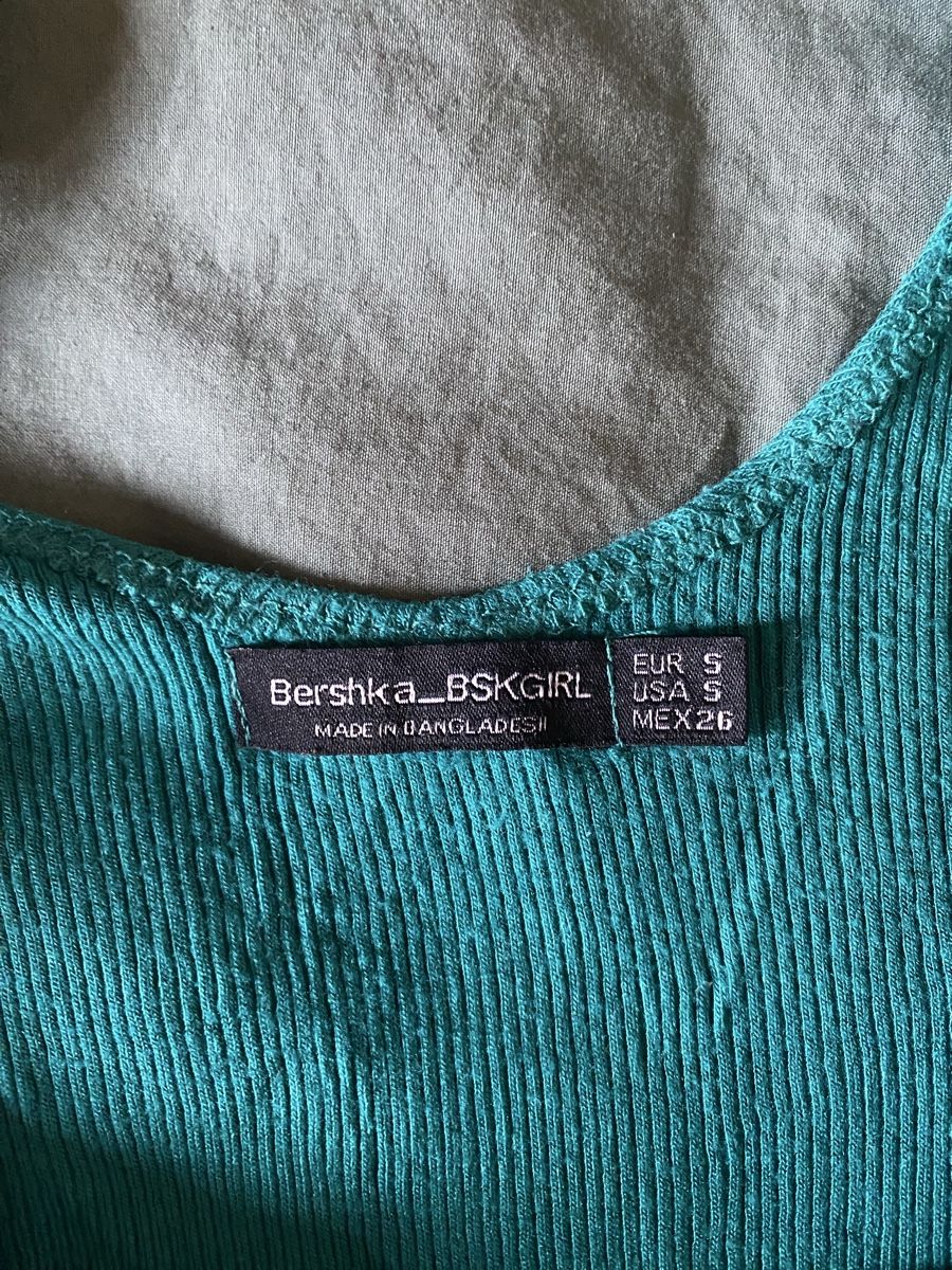 Bershka Top: Body Bershka - Taille S - – Usato da Lausanne venduto da els_wlr2 1