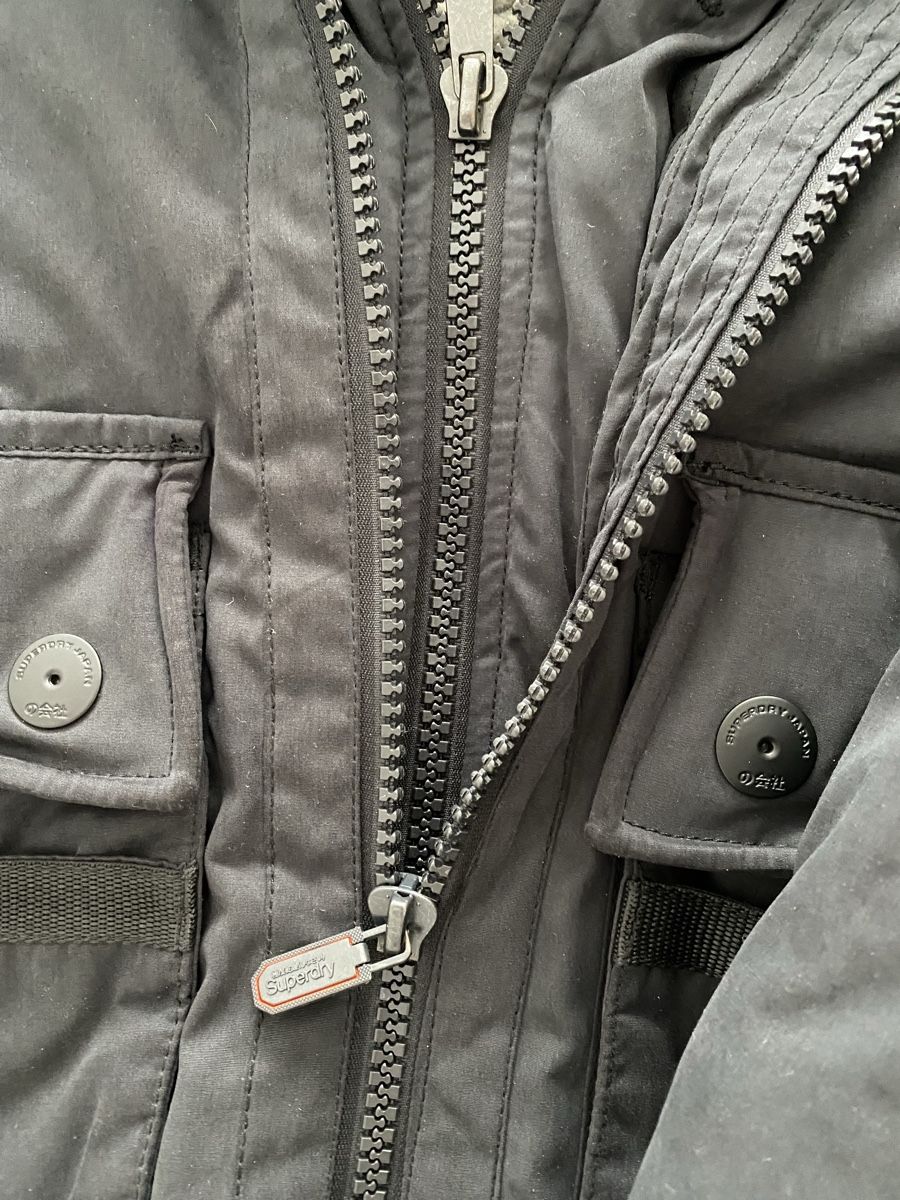 Superdry Giacche: Superdry Winterjacke L – Usato da Wetzikon ZH venduto da EAGLE_1981 6