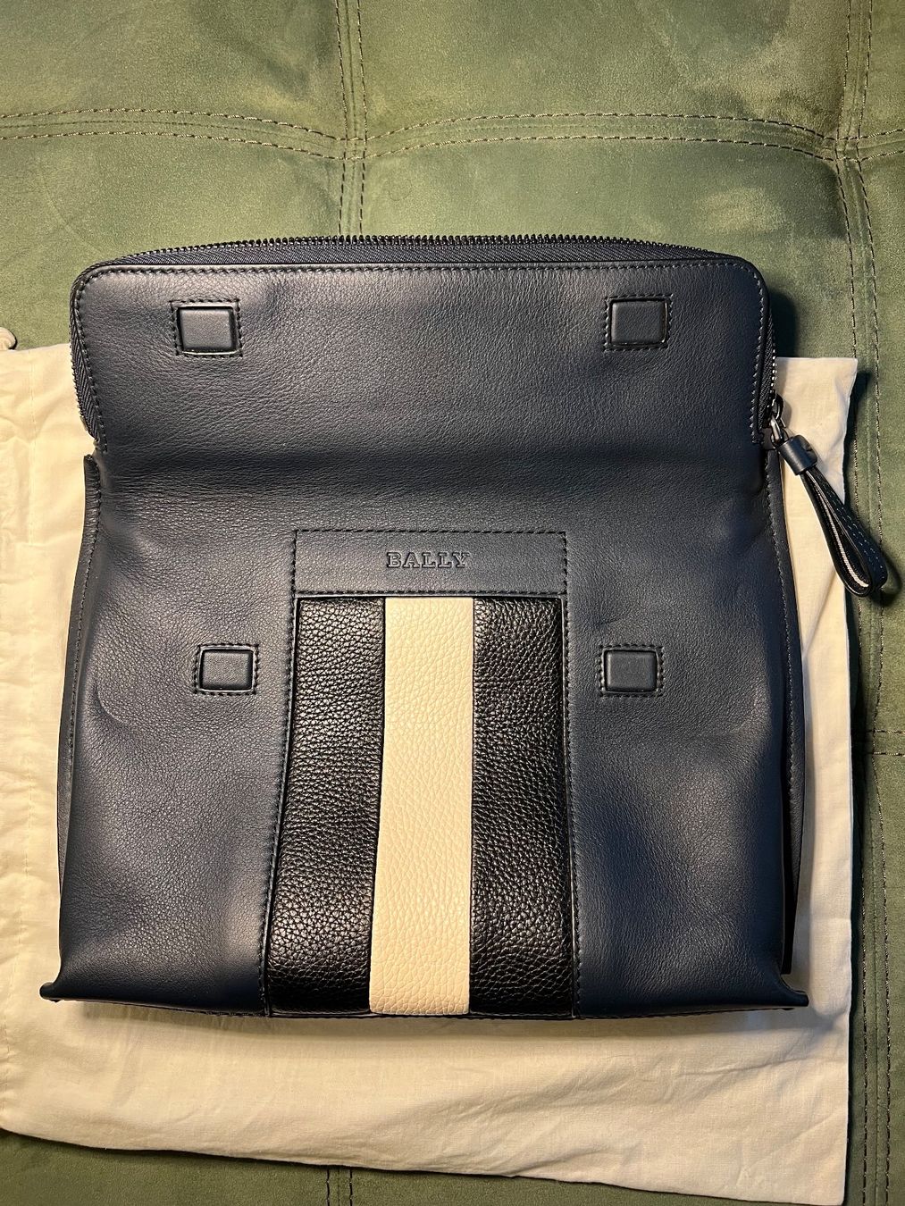 Bally Borse: Bally mens bag – Nuovo (secondo la descrizione) da Corsier GE venduto da Karol_save_planet 2