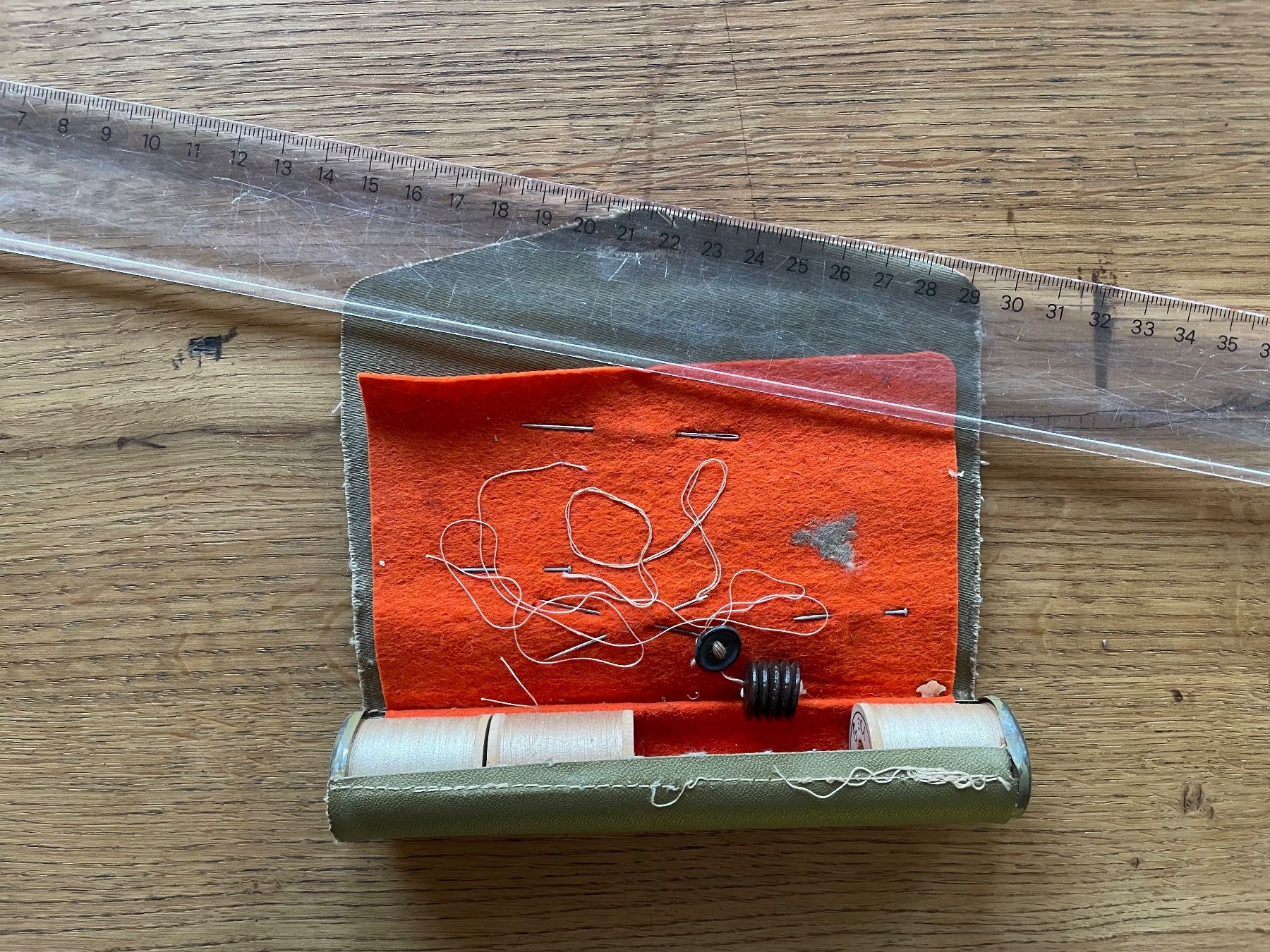 US Army Uniformen: U.S. Army Original WW2 sewing kit – Gebraucht aus Oberbütschel von Woodie2005 1