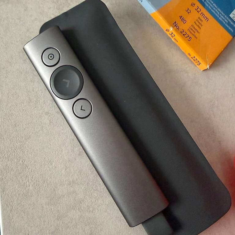 Valises de voyage: Moderations-Koffer voll ausgerüstet inkl. Logitech Presenter – D'occasion à Pratteln par Djfamily 3