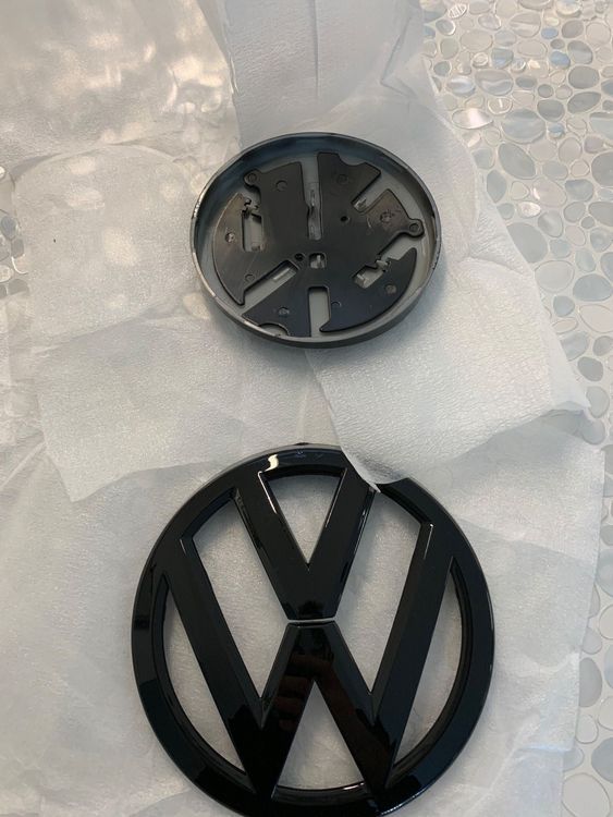 VW Golf 7 Emblem Front Heck Schwarz