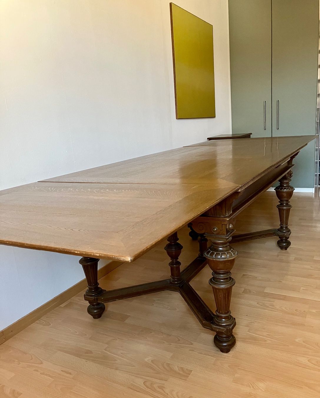 Tavoli: Wunderschöner, ausziehbarer Eichen Ess-Tisch – Usato da Schaffhausen venduto da NinaRicardo 2