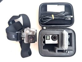 GoPro Hero 4 Silver mit Zubehör