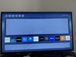 Polaroid Smart TV 42 Zoll Full HD mit Fernbedienung