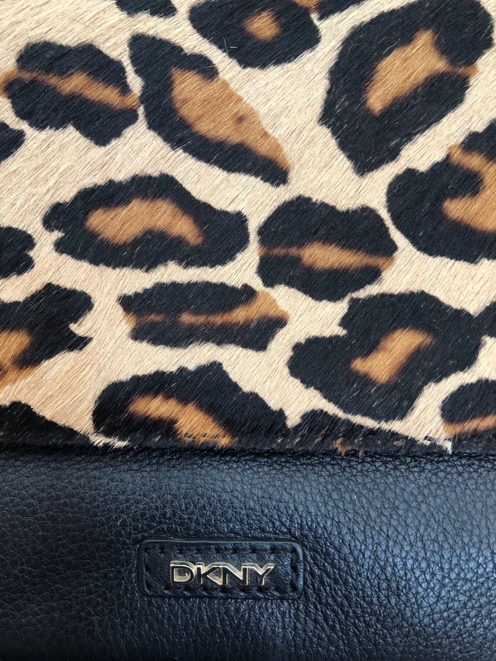DKNY Borse da donna: Clutch leopard DKNY – Usato da Fribourg venduto da Scelavy 1