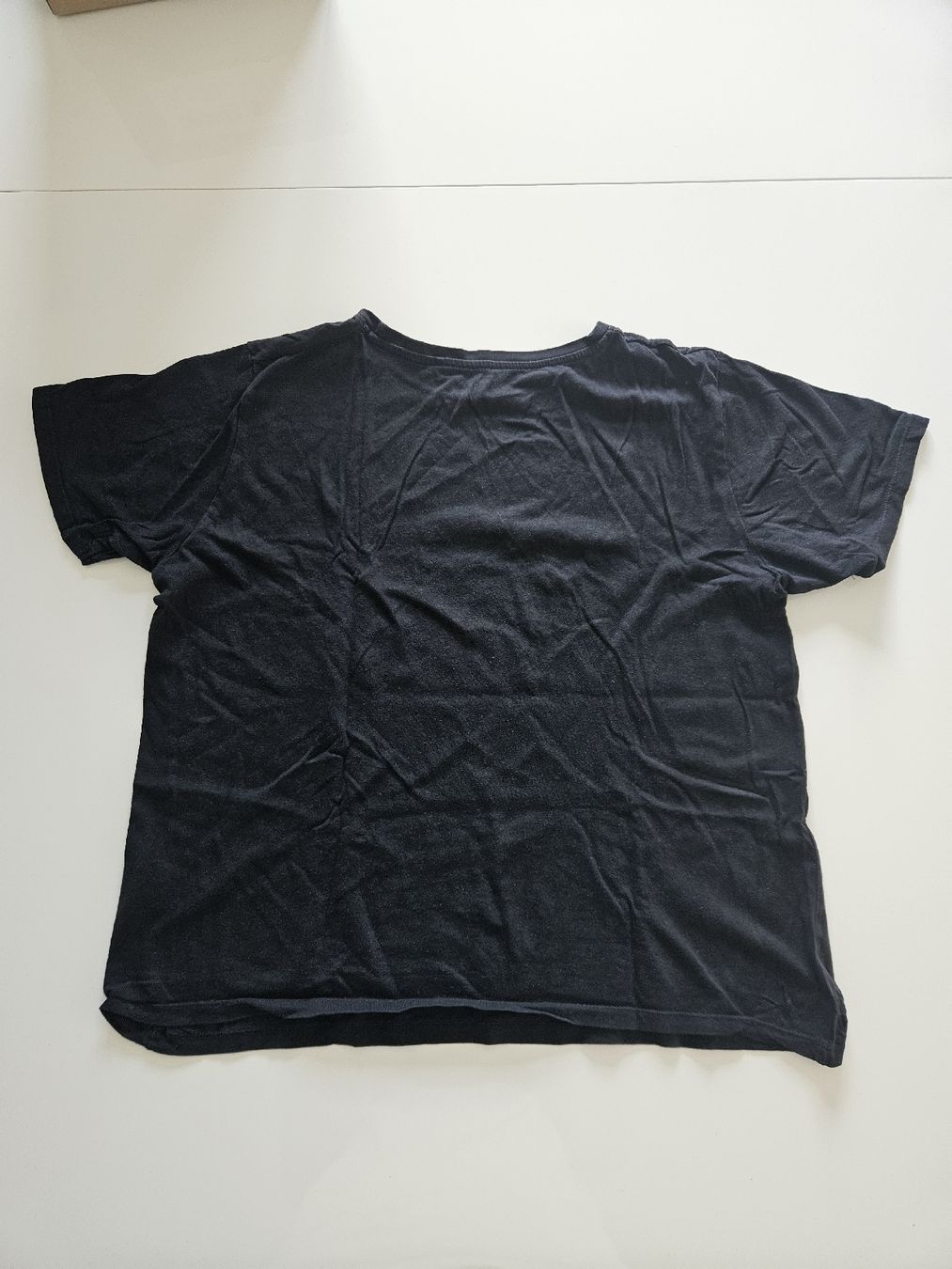 T-shirt: Schwarzes T-Shirt, Grösse S – Nuovo (secondo la descrizione) da Niederurnen venduto da leylaaa08 1