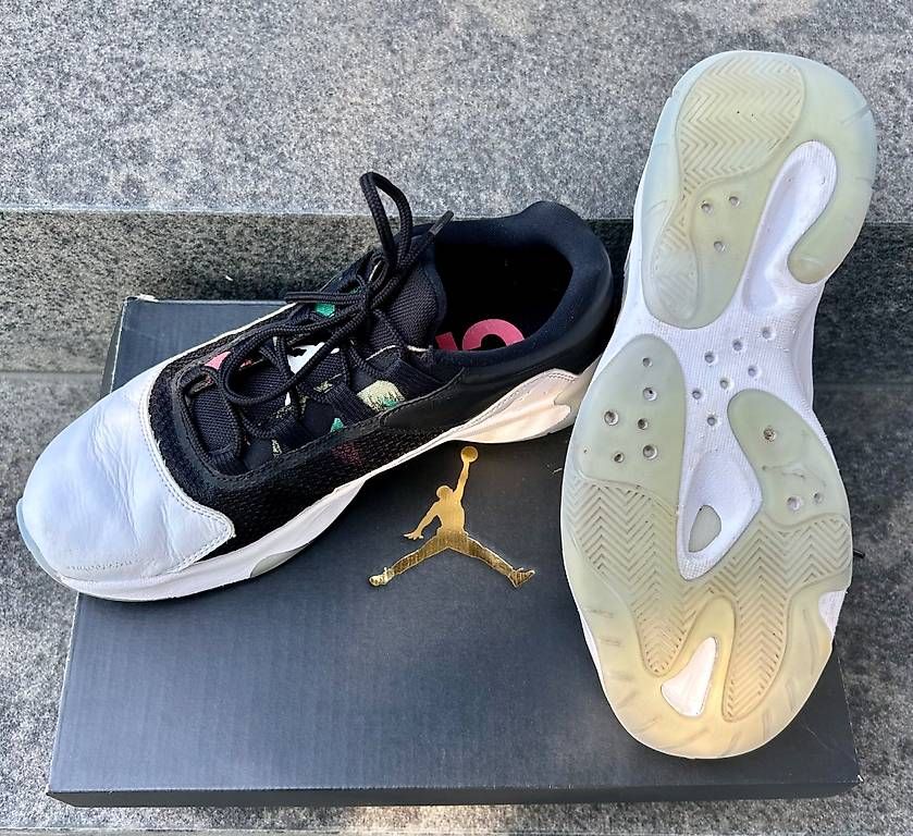 Herrenschuhe: Air Jordan 11 CMFT Low – Gebraucht aus Muttenz von man_l5jl 1