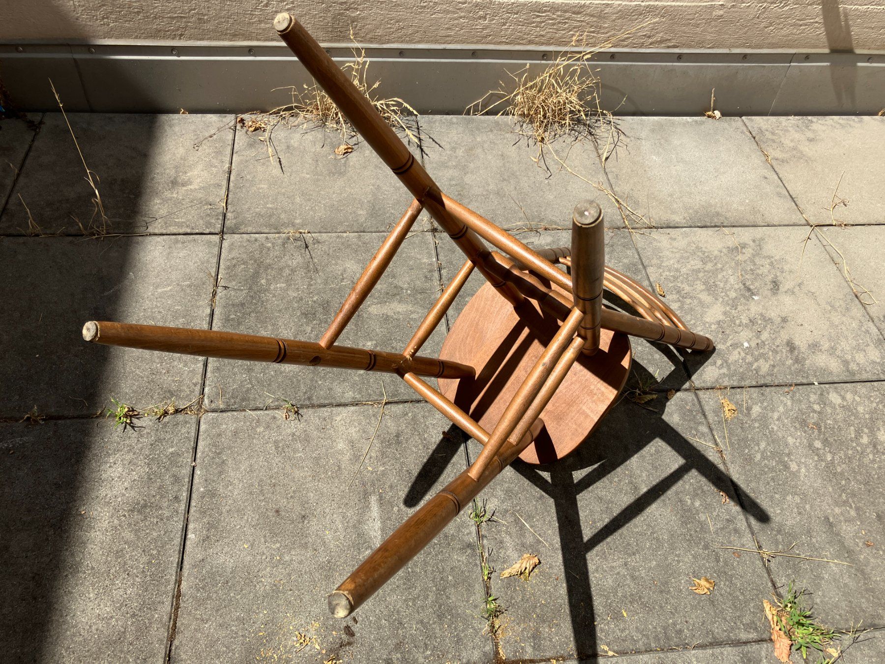 Stühle: Barhocker holz, leicht beschädigt – Defekt aus Basel von loukash 3