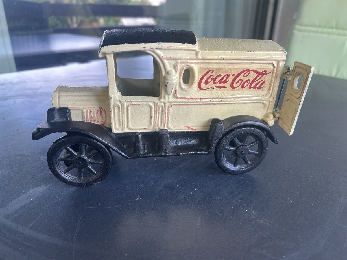 Coca-Cola Modellini d'auto: Camion logo cola – Usato da La Neuveville venduto da Santiago04