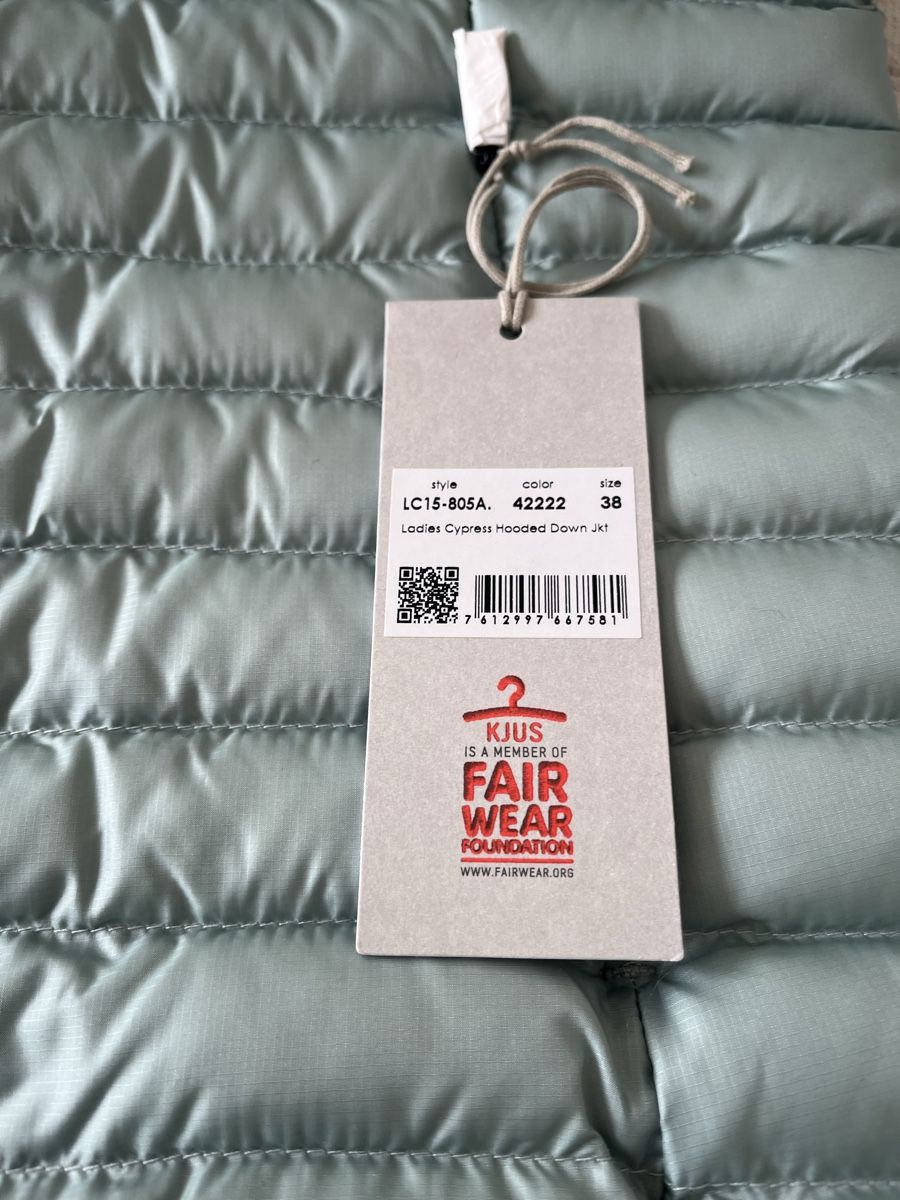 Kjus Giacche: Kijus, Neue wunderschöne Jacke mint 38 – Nuovo e nell'imballaggio originale da Aesch BL venduto da shuja01 6