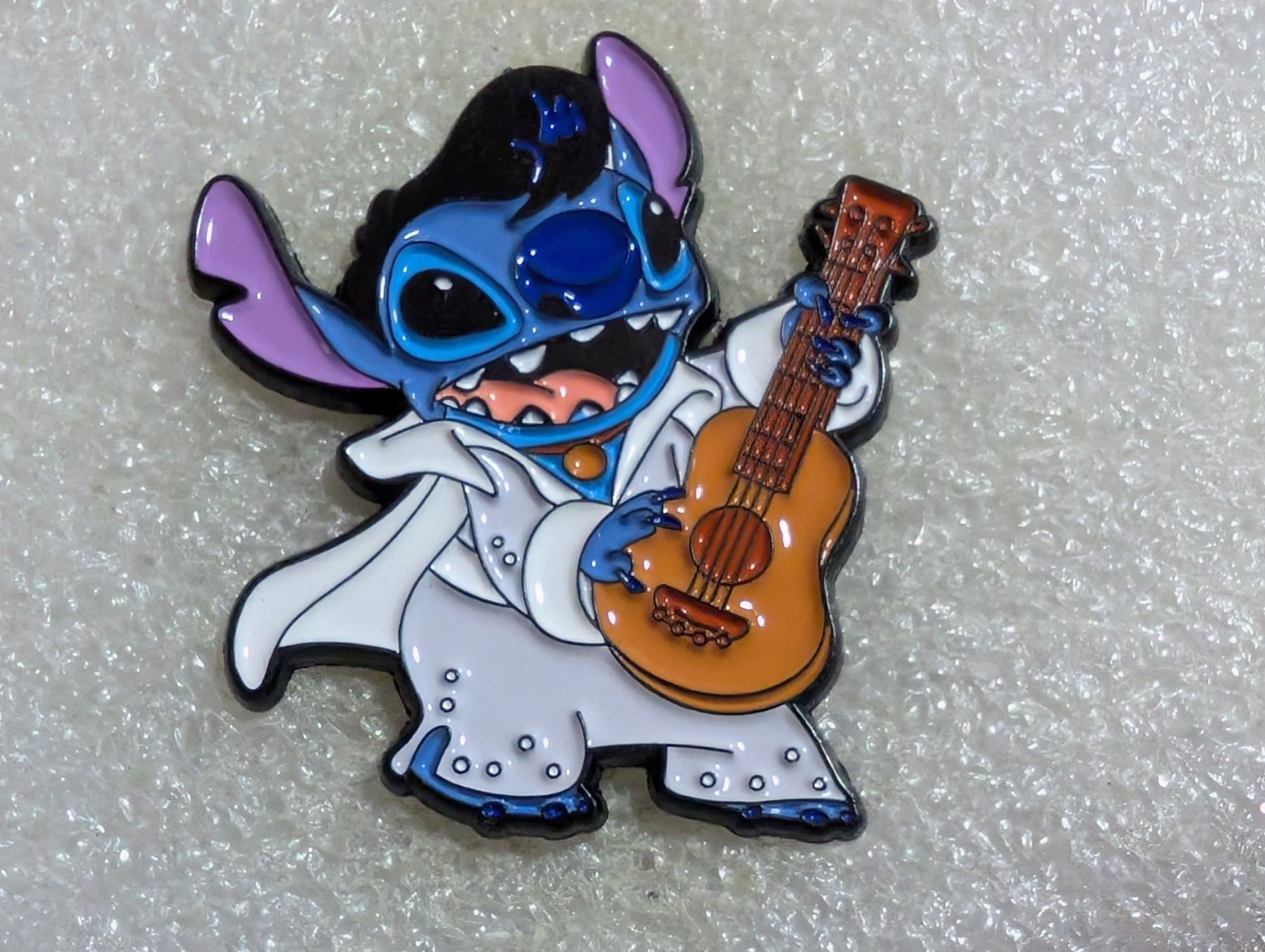 Plaketten & Abzeichen: Ansteckbutton 238: Disney – Gebraucht aus Oppligen von Pin-Fall-Shop