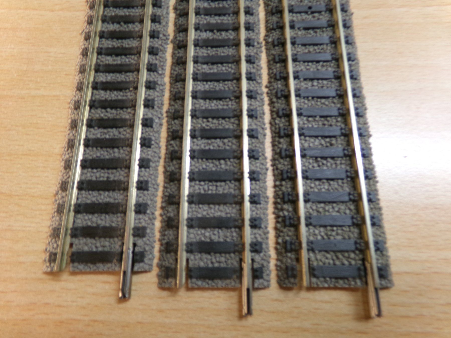 Fleischmann Modellini di ferrovie: Fleischmann H0 Profigleis 3x6101 – Nuovo (secondo la descrizione) da Hombrechtikon venduto da Se9 2