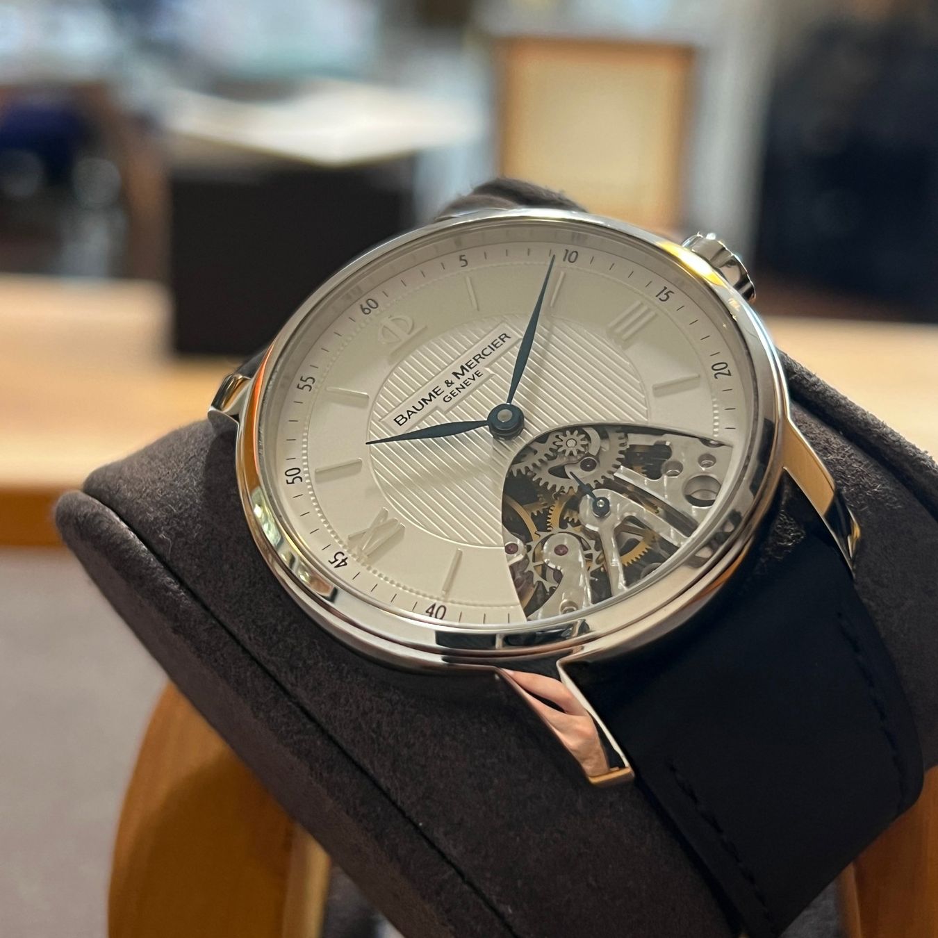 Baume & Mercier Montres: FLASH SALE Baume & Mercier Classima Executives Full Set MOA0 – D'occasion à Carouge GE par Watchaser 7