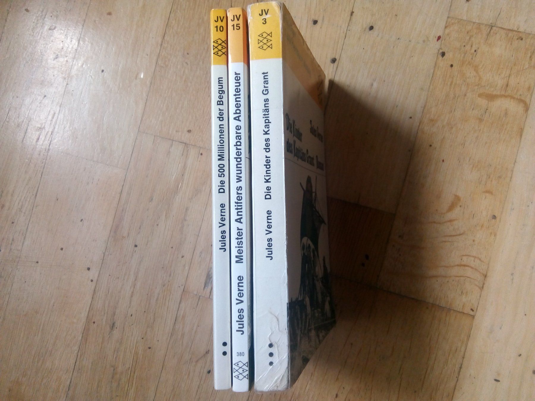 Bücher: 3 Jules Verne Abenteuerromane Taschenbuch – Gebraucht aus St.Galllen von elkaphone 9