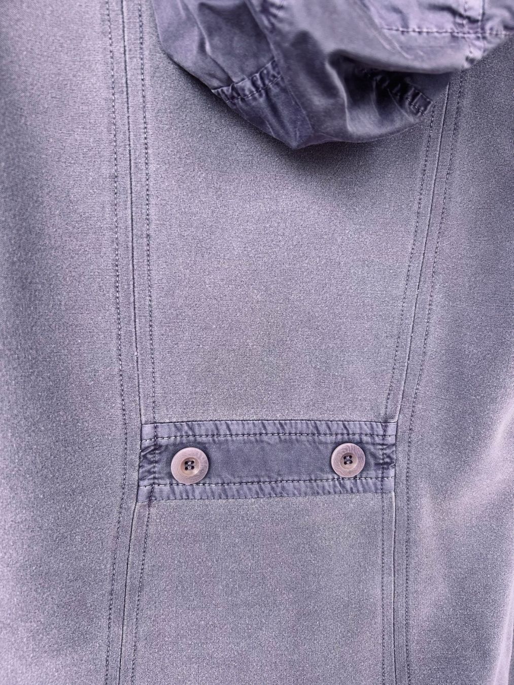 Jacken: Tolle lila Jacke (Training / Freizeit) – Gebraucht aus Männedorf von Cemara 2