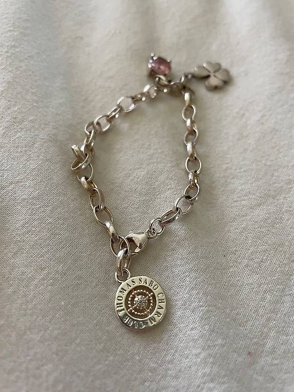Bracciali & Braccialetti: Thomas Sabo Armband mit 2 Charms – Usato da Adliswil venduto da jes_5bvc 1