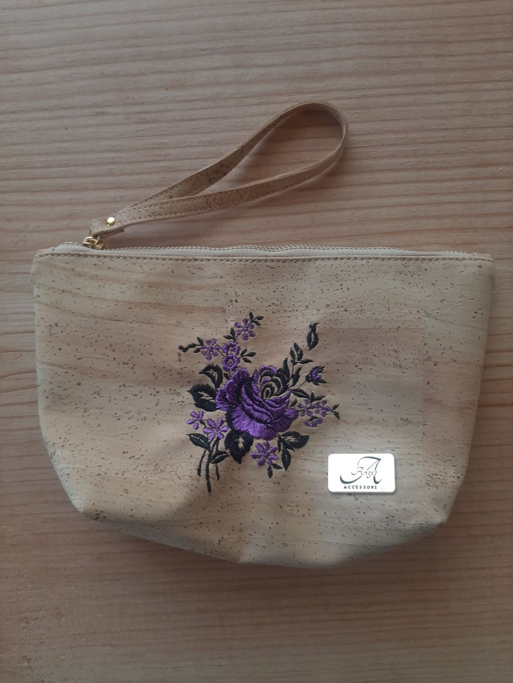 Borse da donna: Handgemachte Pochette aus Kork, handgemacht – Nuovo (secondo la descrizione) da Pontresina venduto da Sallinosbijoux
