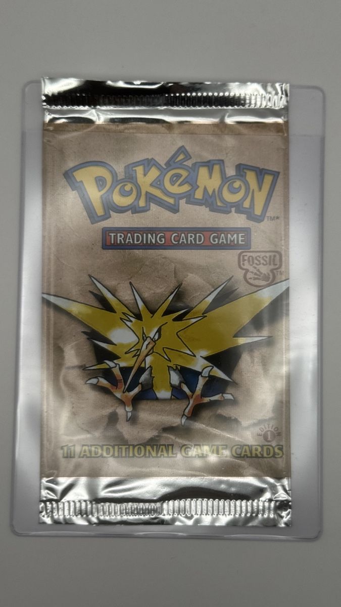 Pokémon Cartes à collectionner: EMPTY FOSSIL BOOSTER ED1 POKÉMON – D'occasion à Belprahon par Rob_ain 2