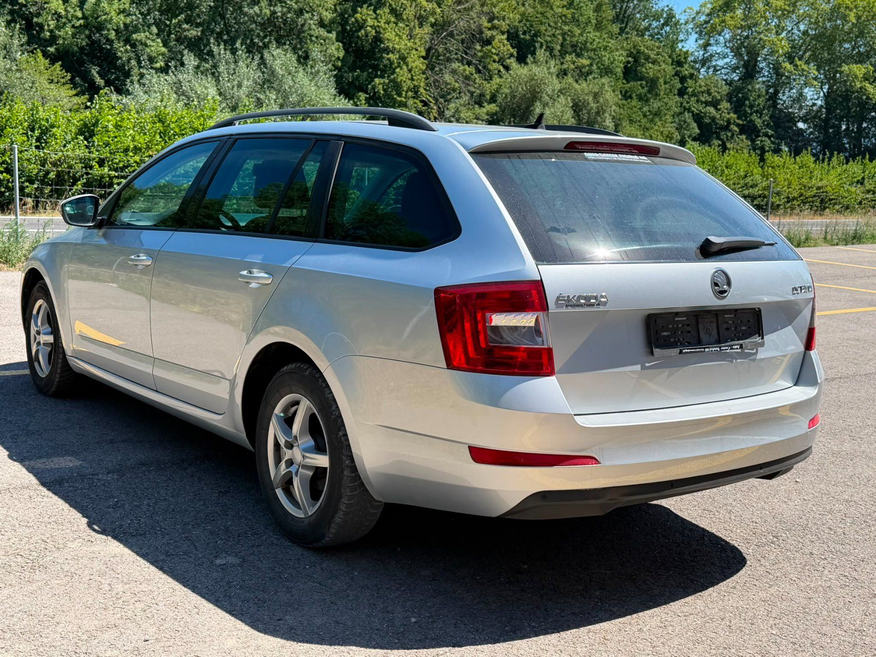 Skoda Automobili: Skoda Octavia 1.6 TDI Automatique – Usato da Crissier venduto da vim_r8qn 5