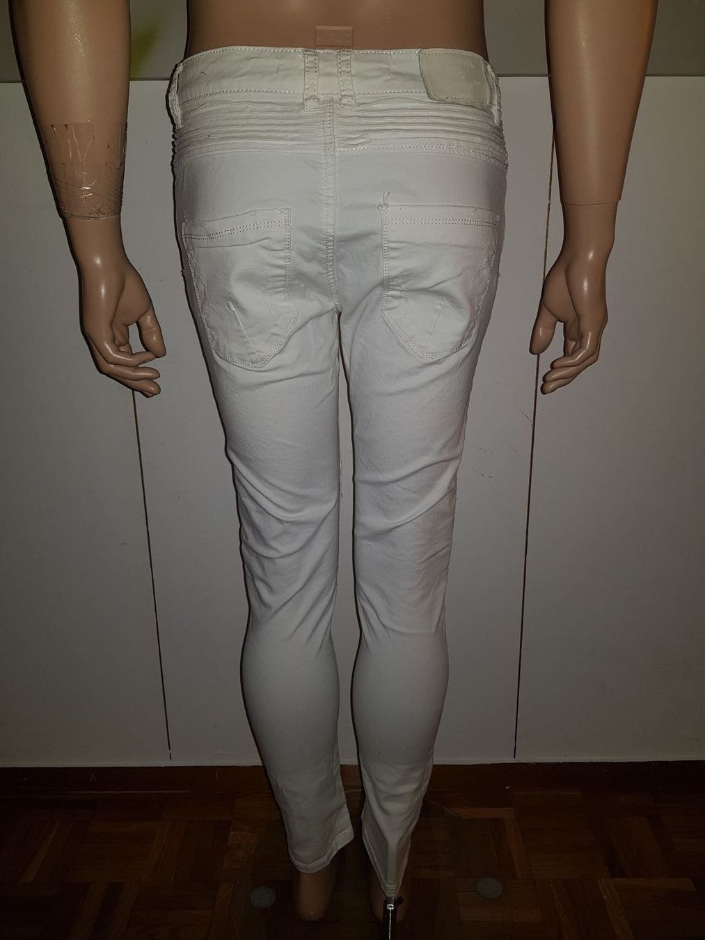 Jeans: JUSTING Jeans HAREM FIT taille / Grosse W30 – D'occasion à Cossonay-ville par Super-Price-Quality 6