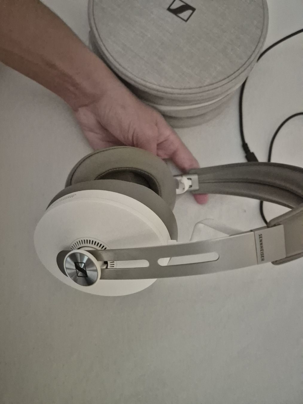 Sennheiser Kopfhörer: Sennheiser Momentum 3 Wireless – Gebraucht aus Herisau von noa_svn7 4