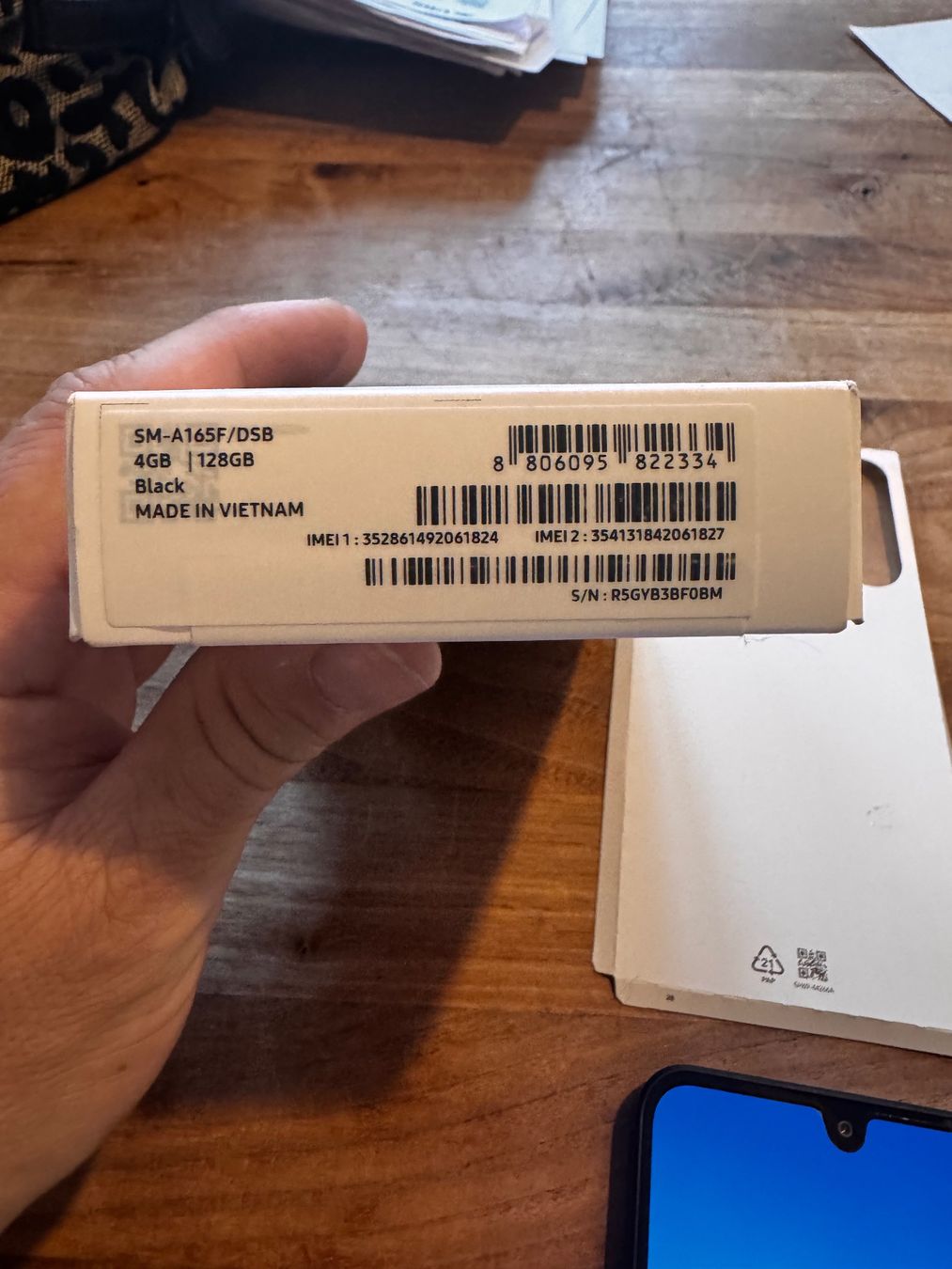 Samsung Telefoni cellulari / Smartphones: Samsung Galaxy A16 - 4G - 128G – Usato da St-Légier-Chiésaz venduto da zik_q8g7 4