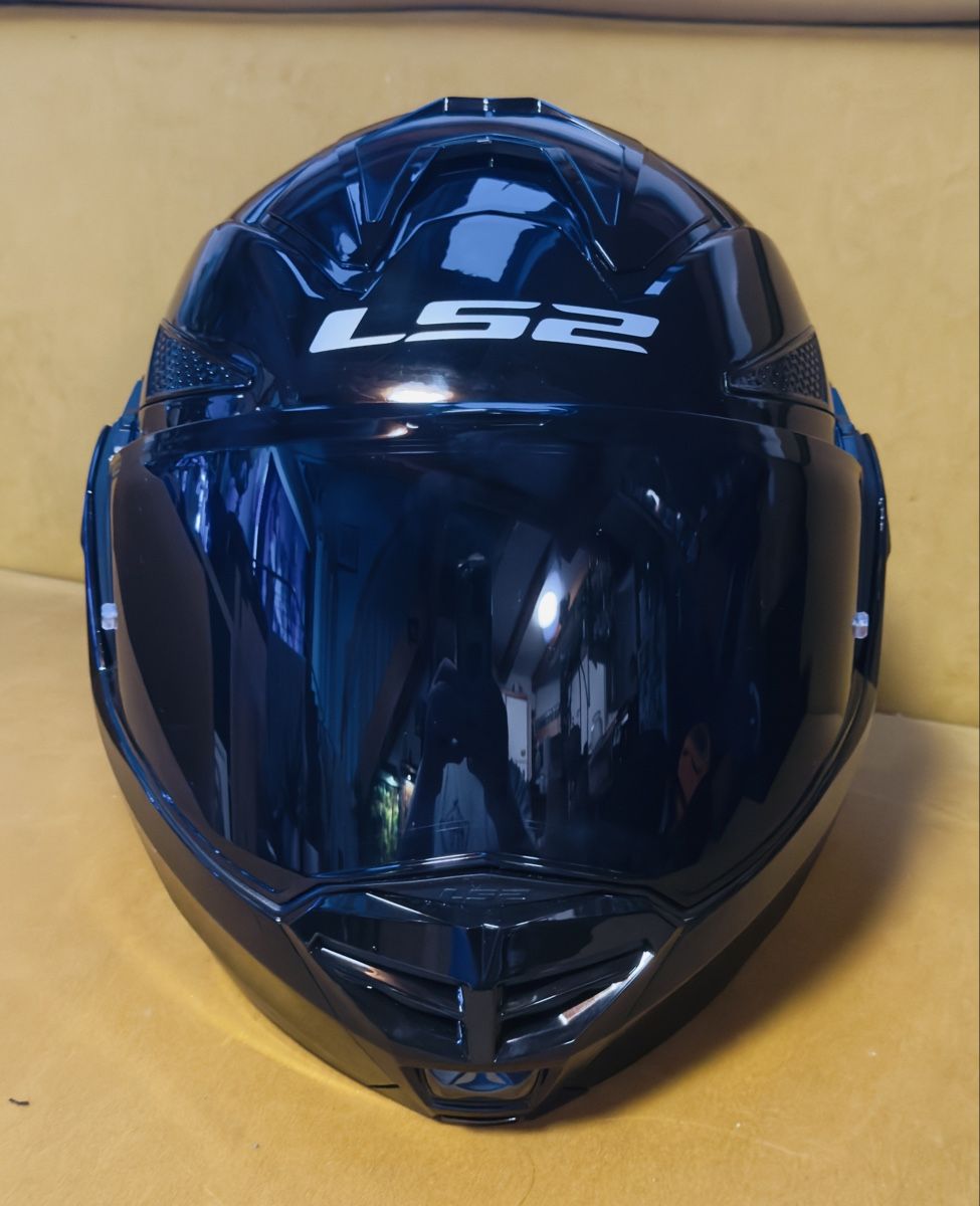 Caschi & visiere: LS2 Advant-X Motorcycle Helmet Black Size L  – Nuovo (secondo la descrizione) da Auw venduto da Anndull