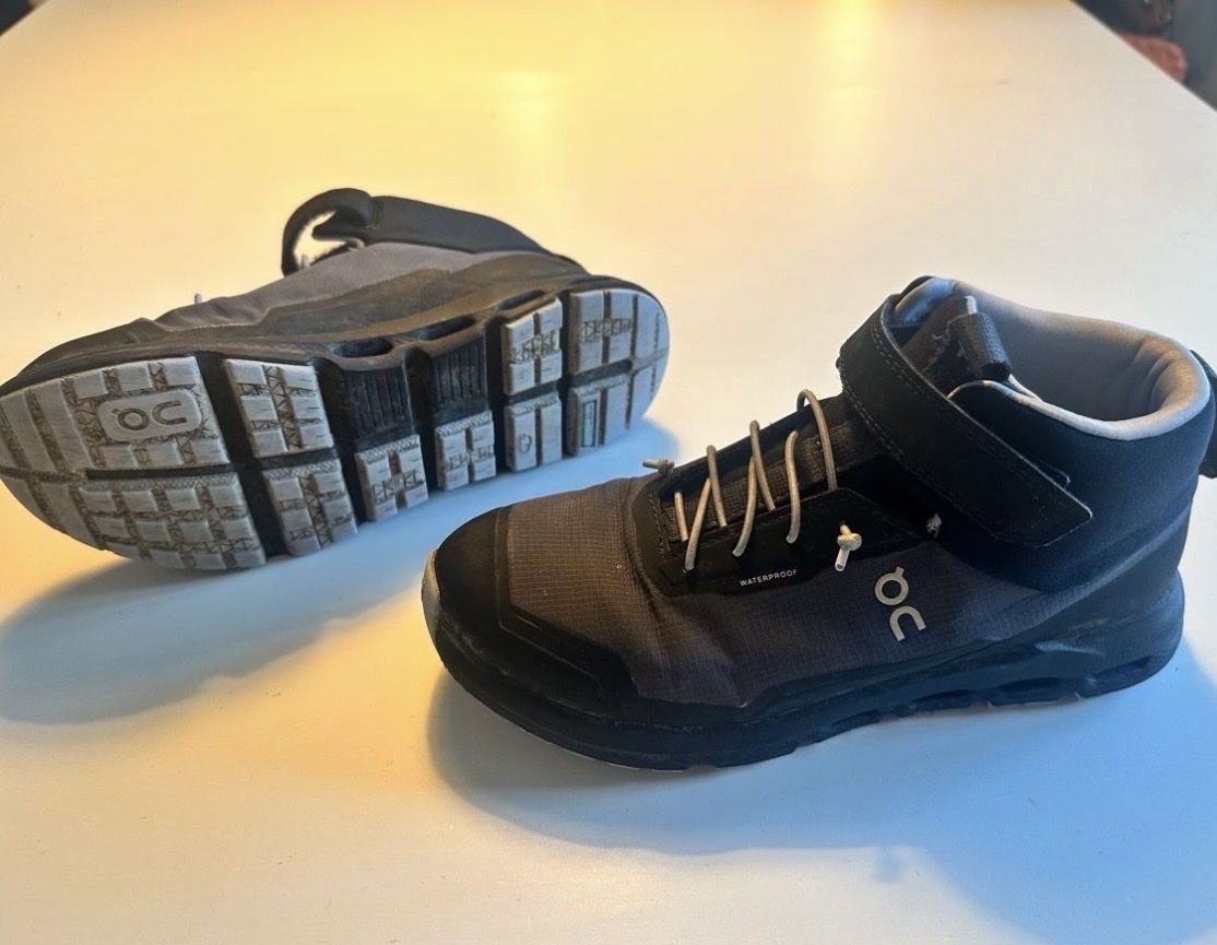 Scarpe da uomo: Trekkingschuhe Gr35  – Usato da zug venduto da saliviolyn 4