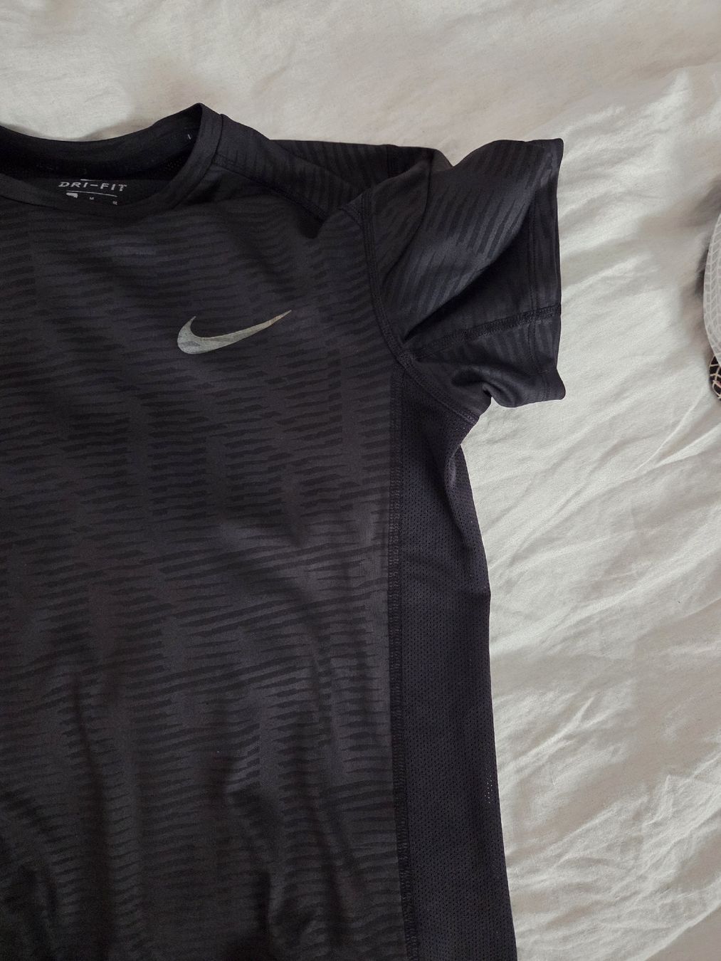 Nike T-shirt: Nike dri-fit sport tshirt – Usato da Bern venduto da leona_rth 2