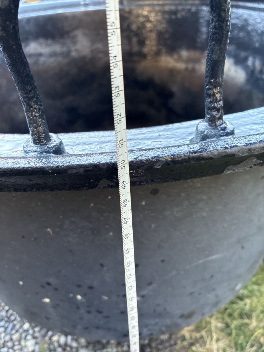 Tutte le decorazioni: Chaudron en fonte – Usato da vouvry venduto da jygga 5