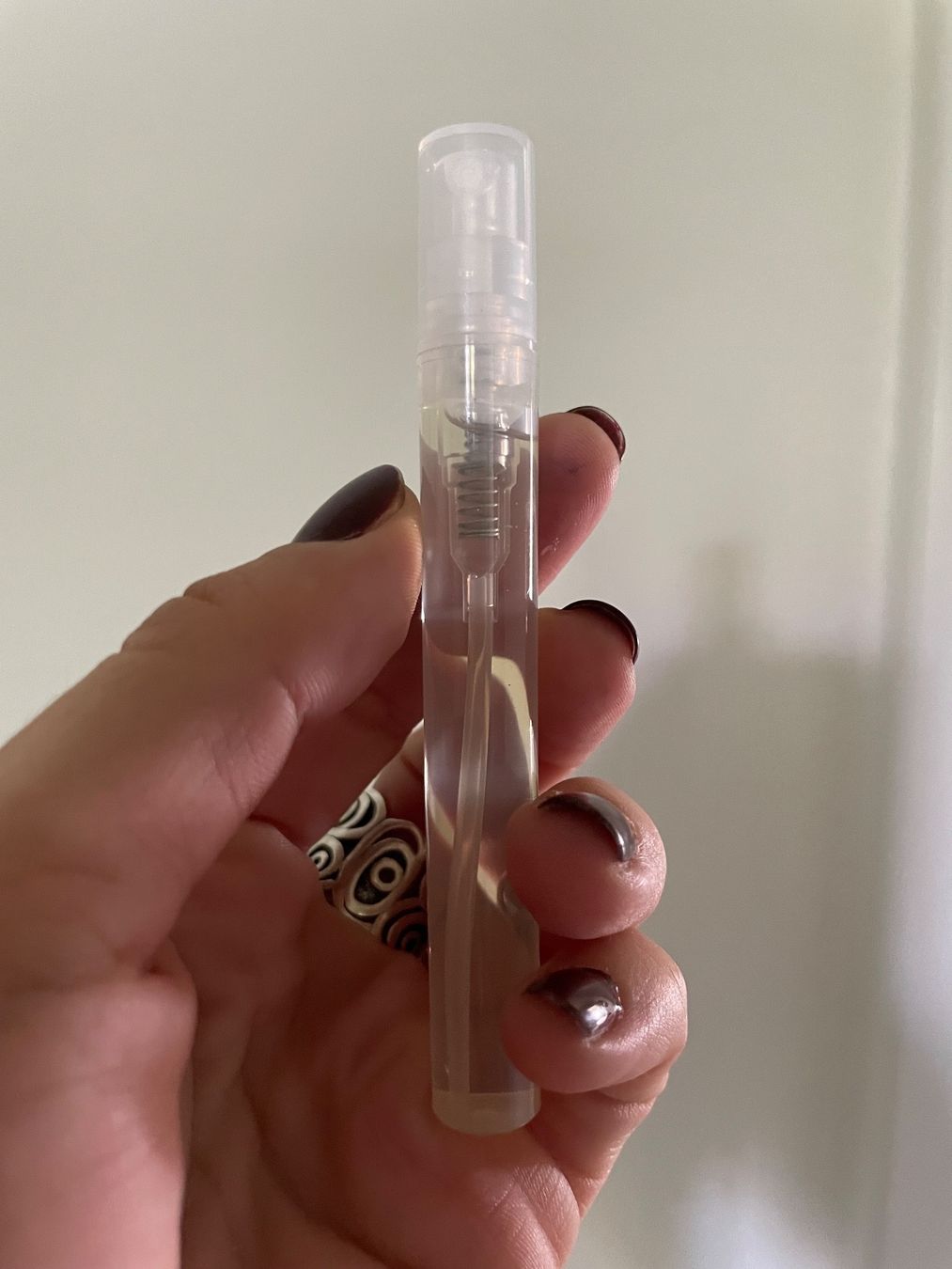 Lattafa Parfums & Eau de Toilette: LATTAFA Ta'weel EDP 5ML ABFÜLLUNG – D'occasion à Zürich par deruja 1