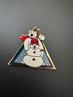 Pin Eisbär Coca Cola signiert hinten Copyright