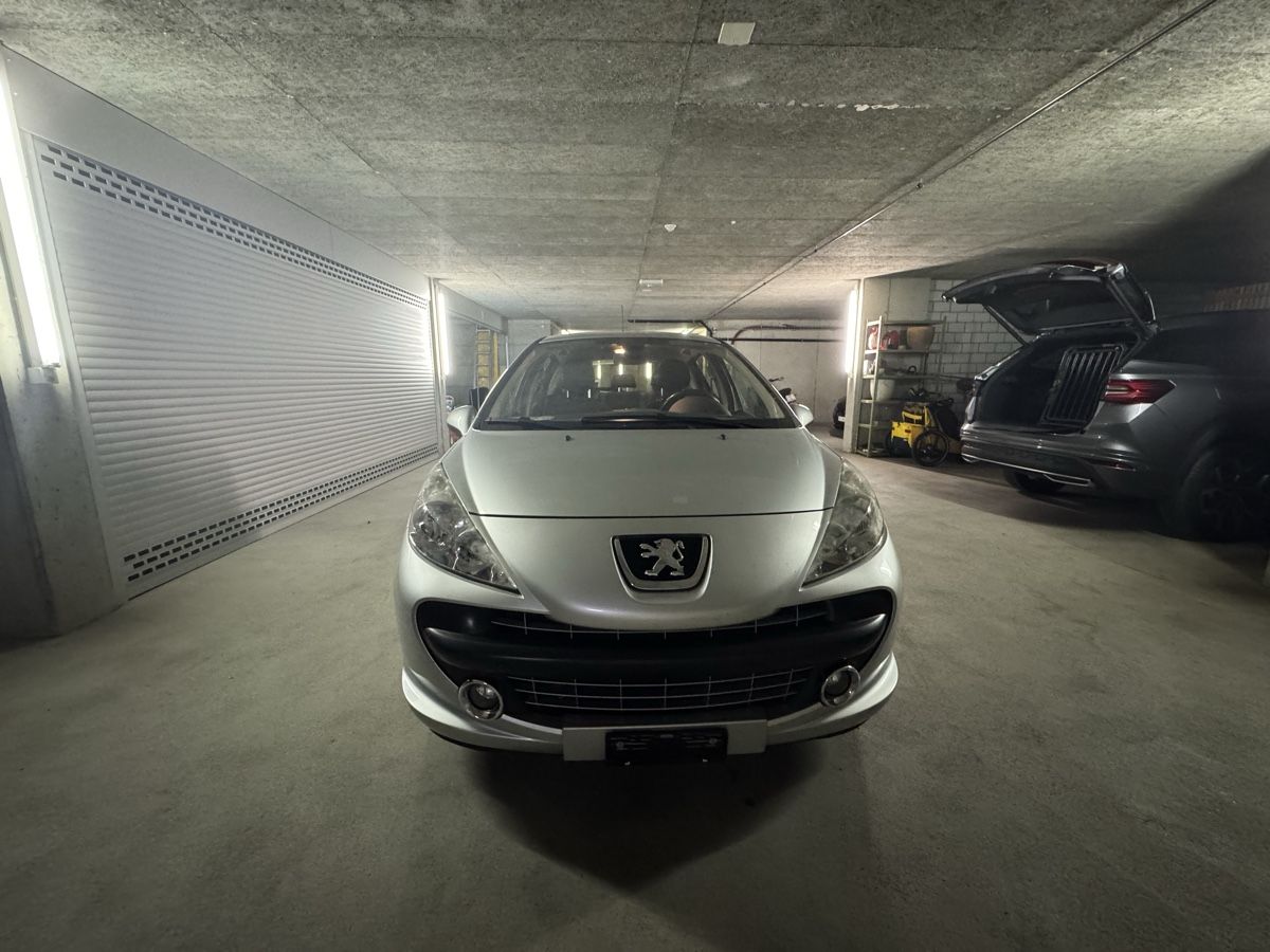 Peugeot Autos: Peugeot 207 – D'occasion à Bösingen par Rocky271288 2