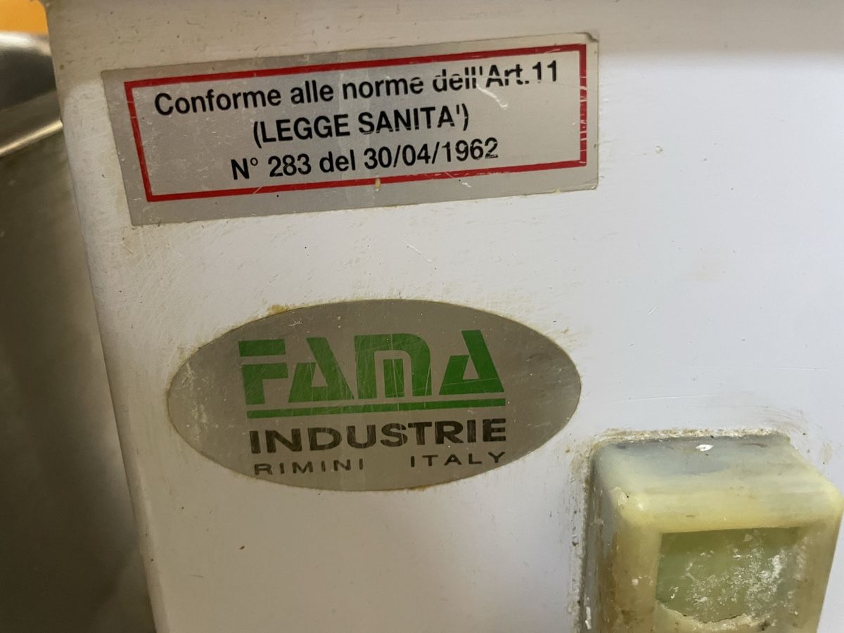 Elettrodomestici da cucina: Pétrin à pâtes – Difettoso da La Chaux-de-Fonds venduto da Transportchezmax 1