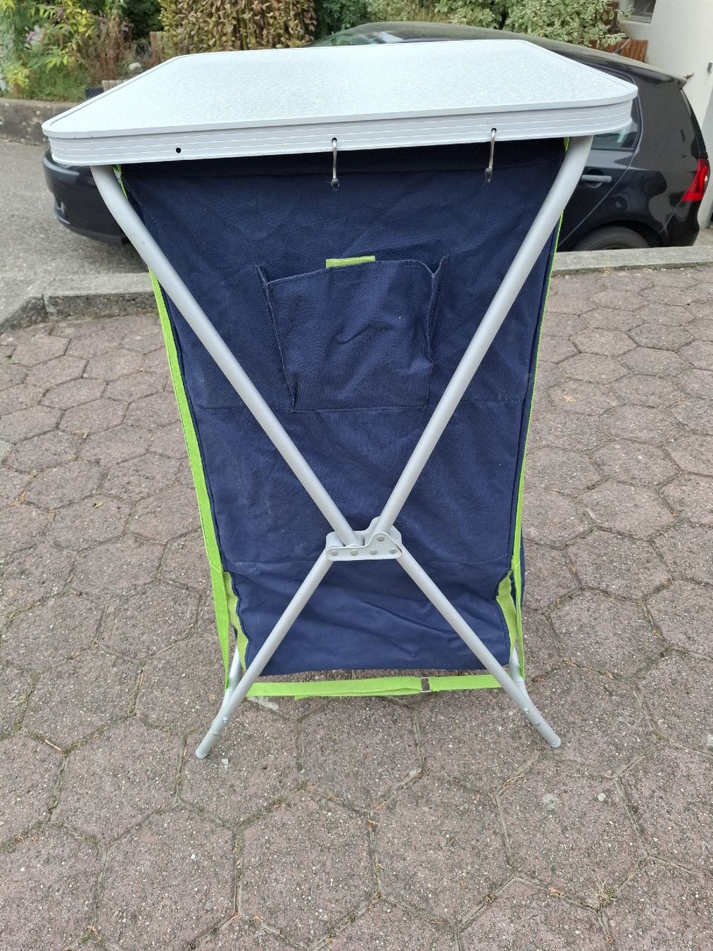 Armadi: Camping-Schrank mit Tischplatte gebraucht – Usato da Hunzenschwil venduto da Hondaswiss 2