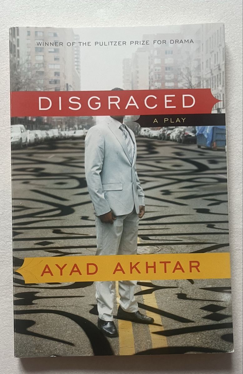 Libri: Disgraced – Usato da Einsiedeln venduto da lar_d62m