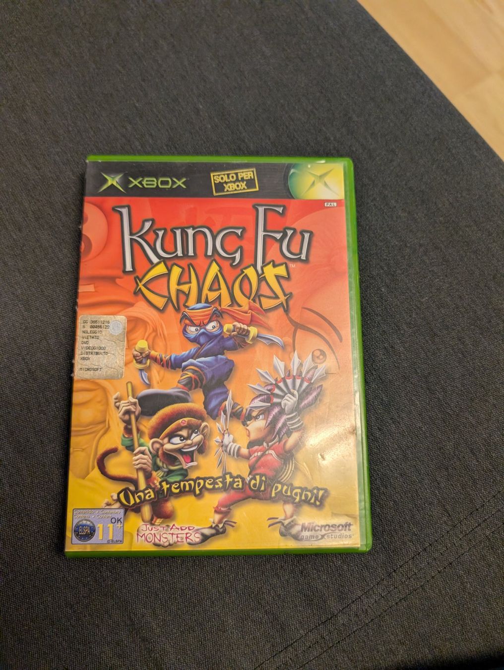 Jeux: Kung fu Chaos Microsoft Xbox – D'occasion à Giubiasco par Tici__nerd_Giubiasco